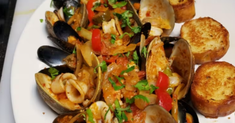 Photo of mixed medley seafood dish